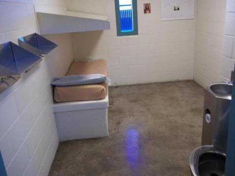 Juvenile Room/Cell